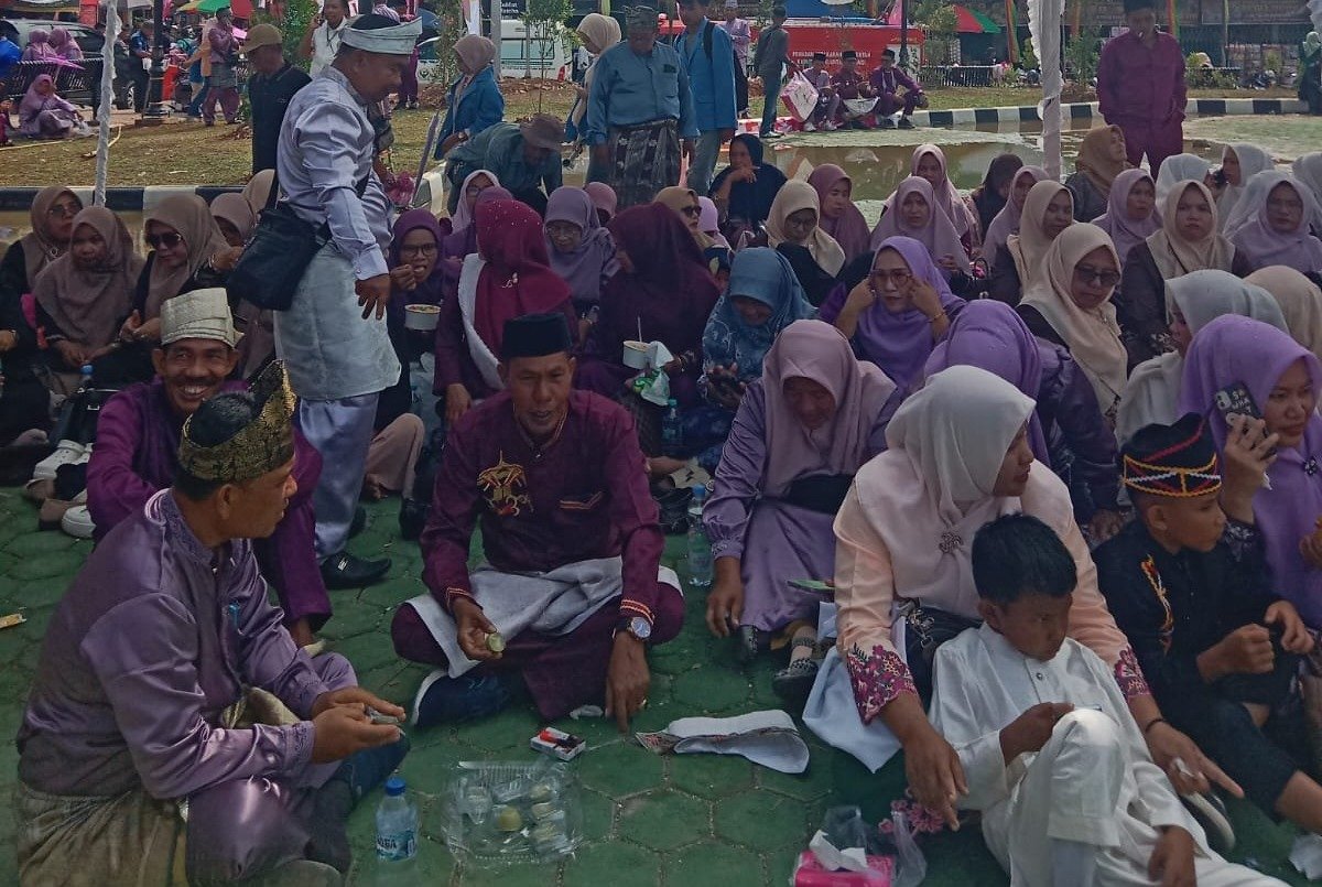 Semarak Budaya, Camat Kuantan Mudik Januarisman,S.Pi Hadiri Pawai Budaya dan Pembukaan Pacu Jalur Tradisional 2026